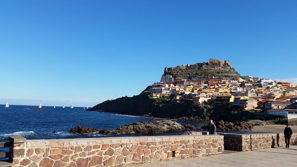 Appartamento Mansardato Anda&Torra Castelsardo Buitenkant foto