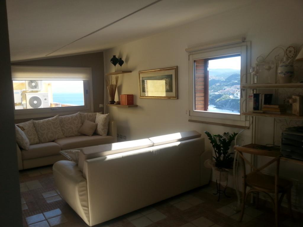 Appartamento Mansardato Anda&Torra Castelsardo Buitenkant foto