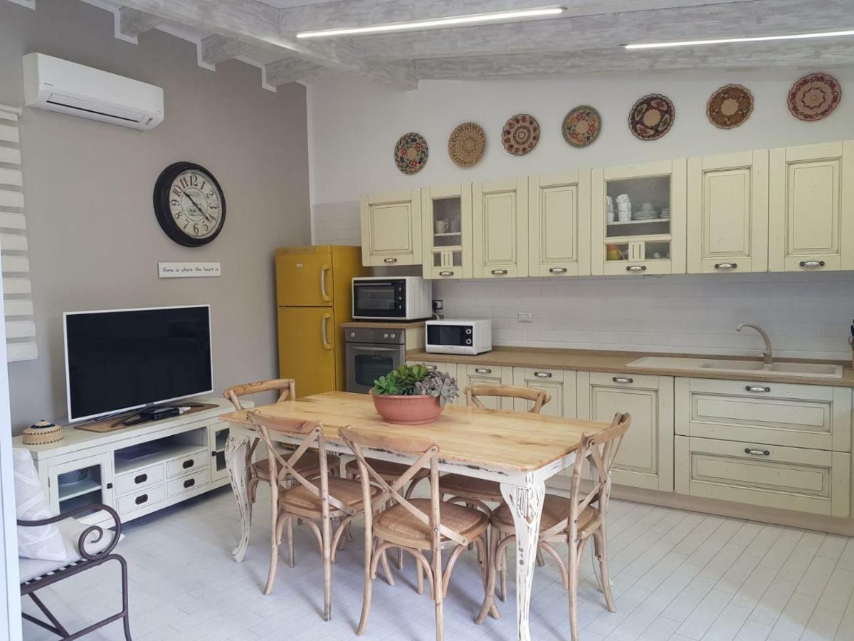 Appartamento Mansardato Anda&Torra Castelsardo Buitenkant foto