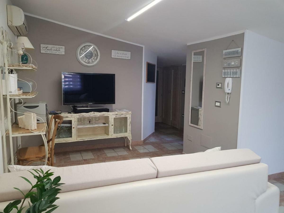 Appartamento Mansardato Anda&Torra Castelsardo Buitenkant foto