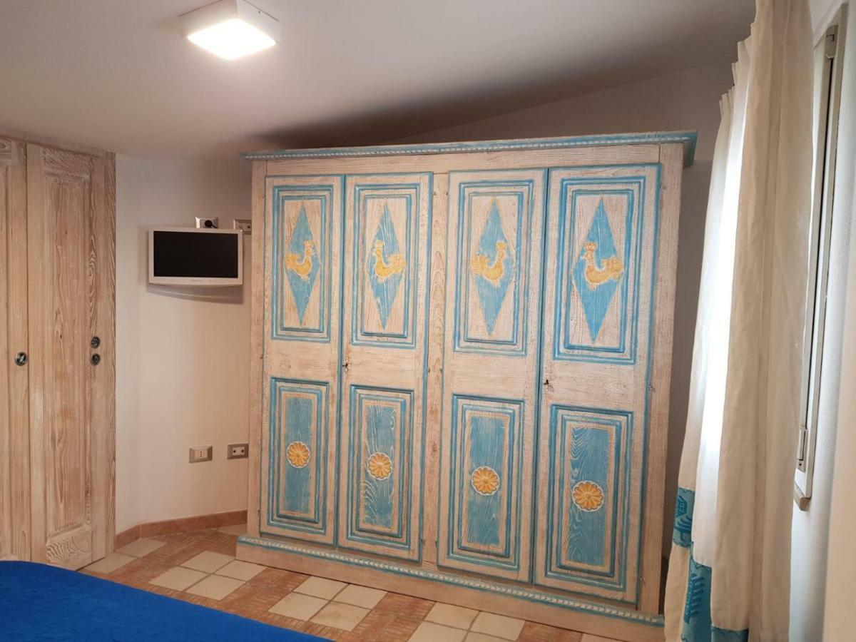 Appartamento Mansardato Anda&Torra Castelsardo Buitenkant foto